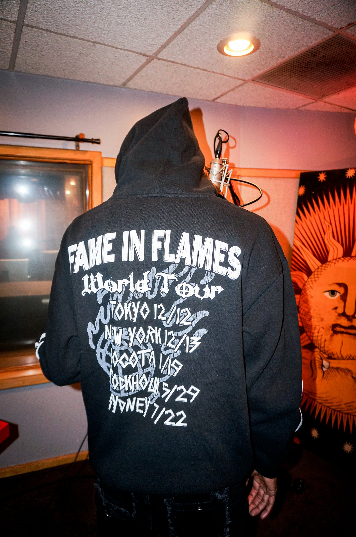 NOBODYS ROCKS TOUR HOODIE