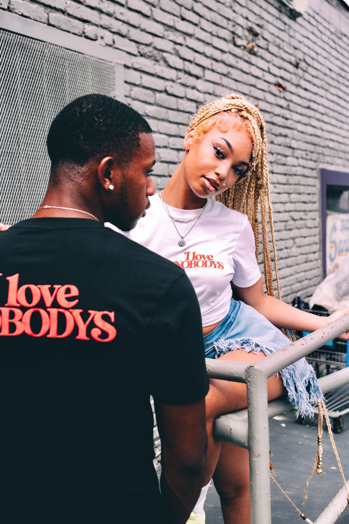 LOVE NOBODYS (NOIR)